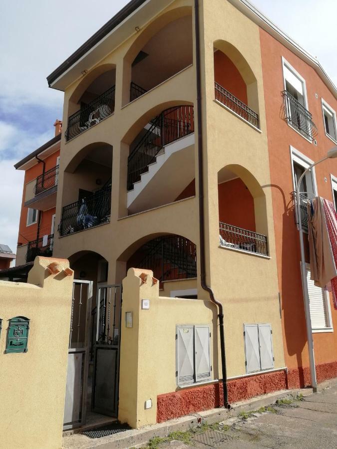 Mussilimbrosu Apartment Tortoli Ngoại thất bức ảnh